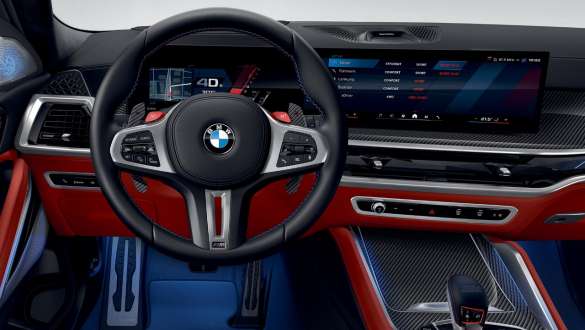BMW X6 M Competition F96 M specific instrument display BMW X6 M Competition F96 2023 M specific instrument display