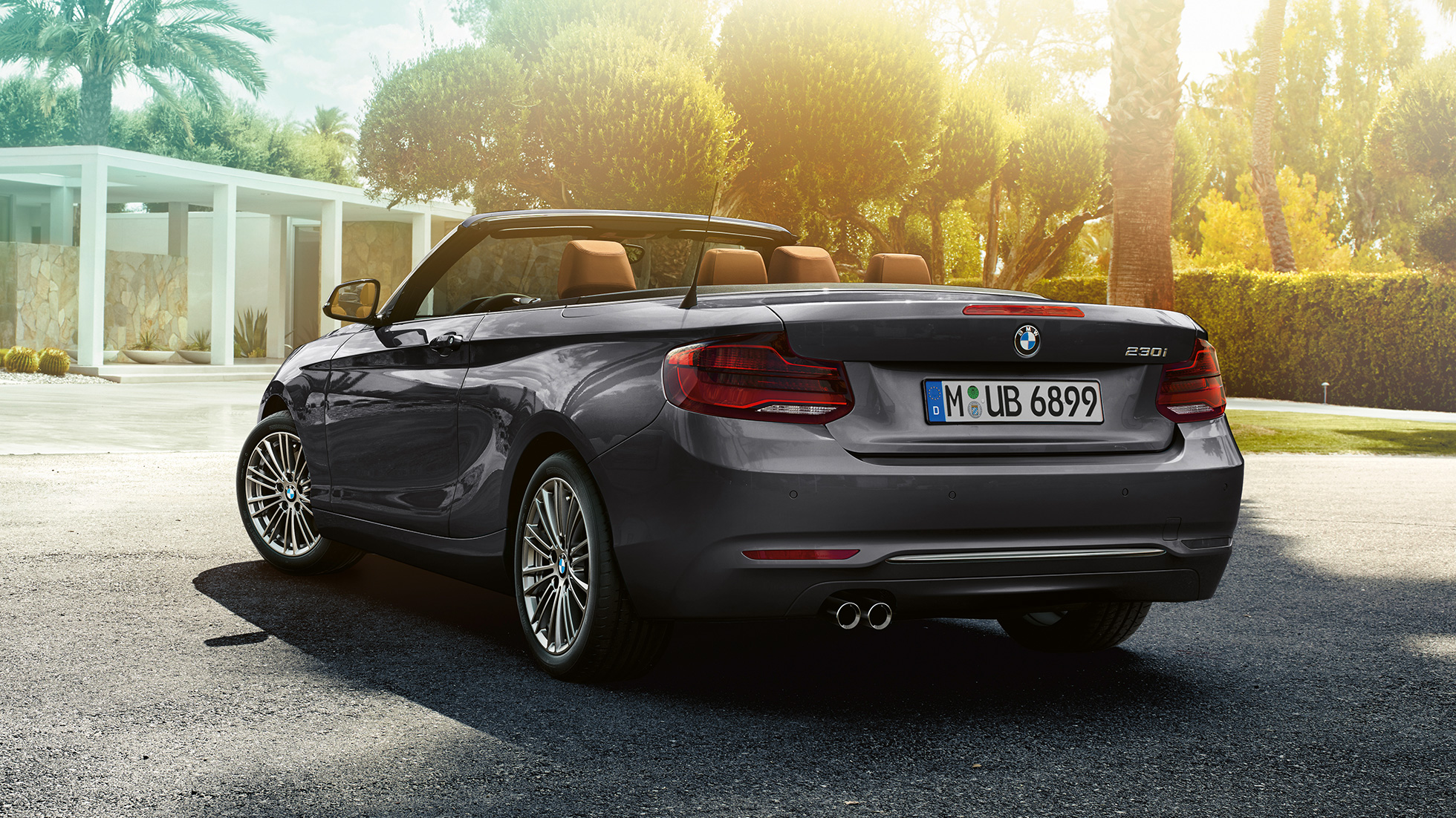 BMW 2 Series Convertible combines the fascination of opentop driving