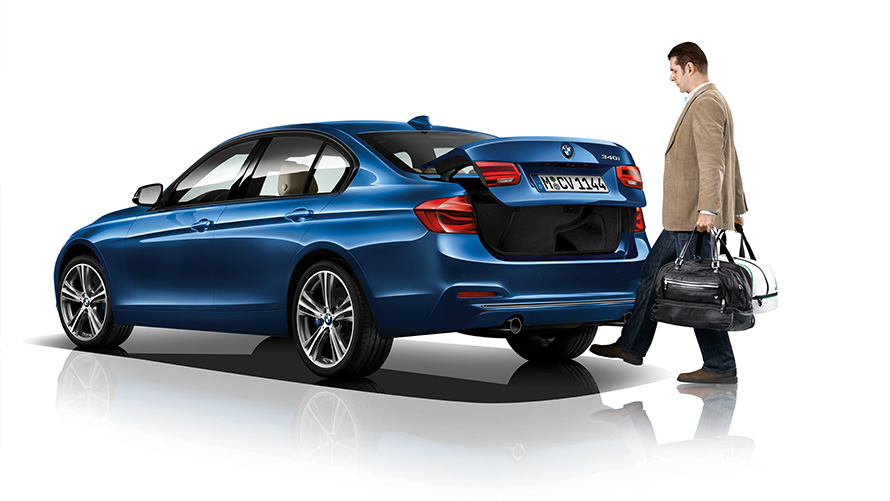 BMW 3 Series Sedan Safety & Comfort. BMW 3 Series Sedan Safety & Comfort.