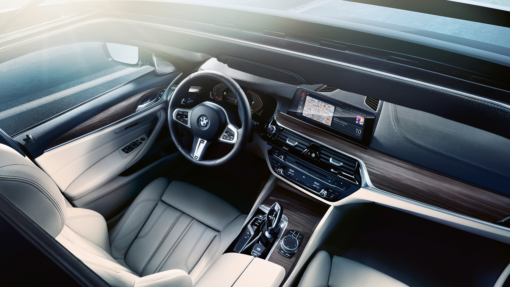 Interior BMW 5 Series Touring Interior BMW 5 Series Touring highlights 530d xDrive Touring G31 Mediterranean Blue metallic interior