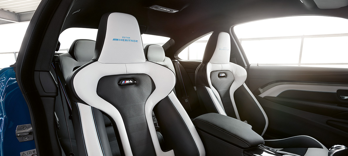 BMW M4 Coupé, M Heritage Edition M Sport seats in Bicolour Silverstone / Black with contrast seams in Blue BMW M4 Coupé, M Heritage Edition, special edition, M Sport seats in Bicolour Silverstone / Black with contrast seams in Blue