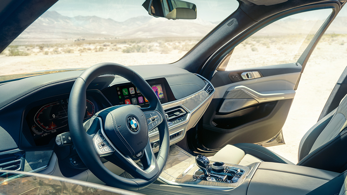 BMW X7 The SUV of the luxury class