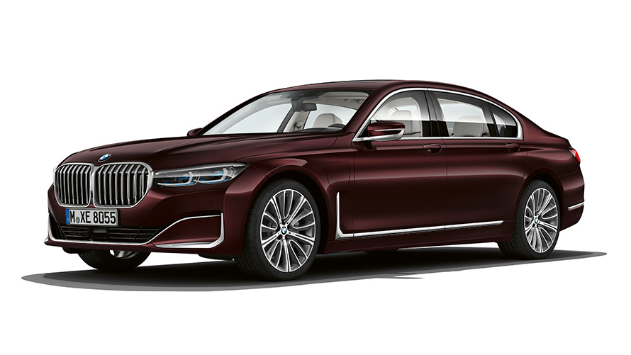 BMW 745e Sedan PHEV car three-quarter front view BMW 745e Sedan PHEV car studio shot three-quarter front view
